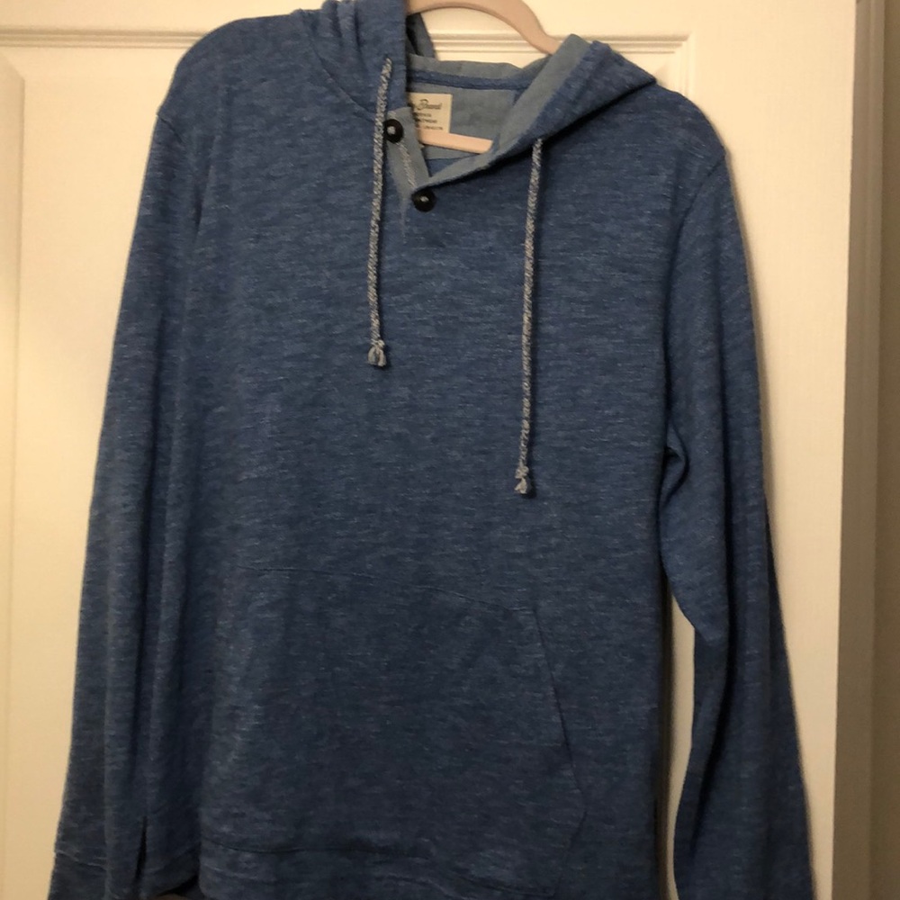Men’s Lucky Brand sweatshirt